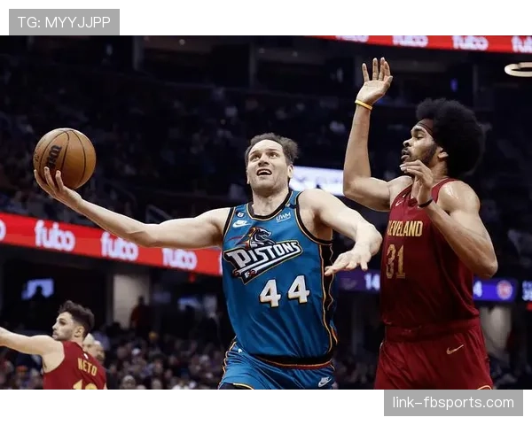 安芬尼·哈达威挡拆制造错位助攻显著提升球队进攻效率